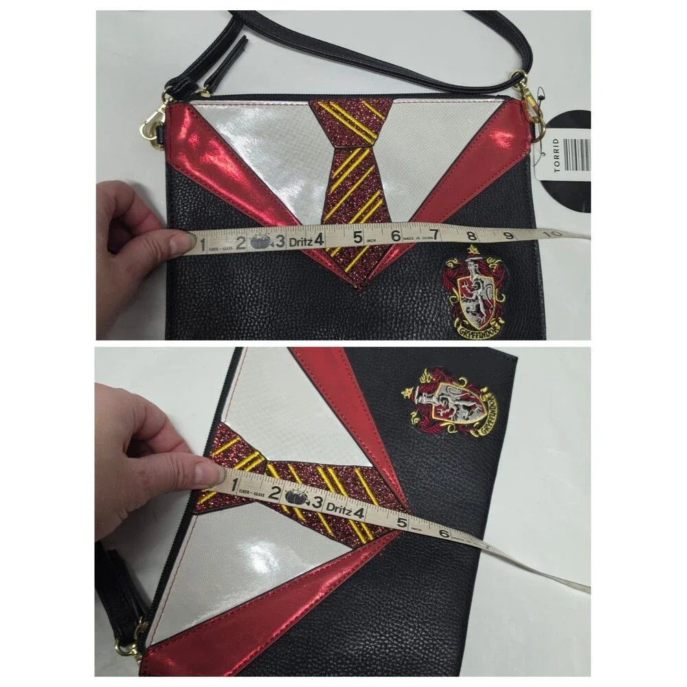 Harry Potter Gryffindor Uniform Crossbody Bag by Danielle Nicole NWT - Picture 6 of 10